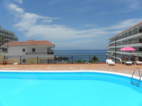 Oceanfront Beach Apartment la Arena